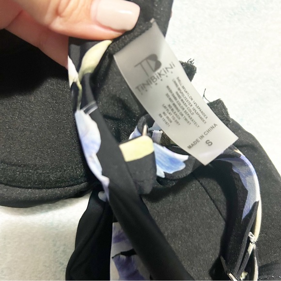 NEW Tinibikini Black Floral Push Up Padded Demi Cup Bikini Top Size Small S - Picture 4 of 5